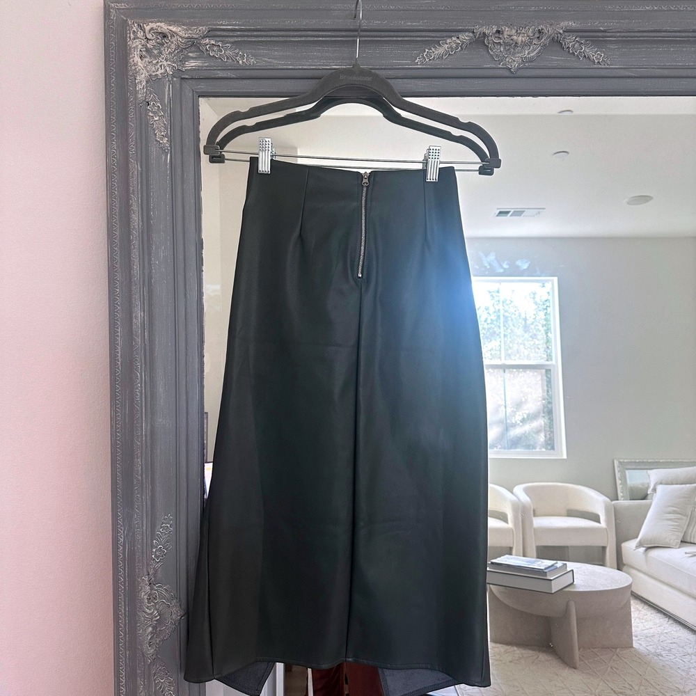 Kirious Olive Green‎ Vegan Leather Midi Skirt Knot Front Back Slit Size Small - Picture 4 of 7